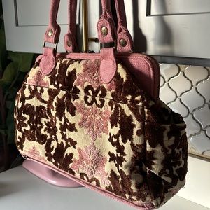 Cake By Petunia Diaper Bag - Gem display picture 3